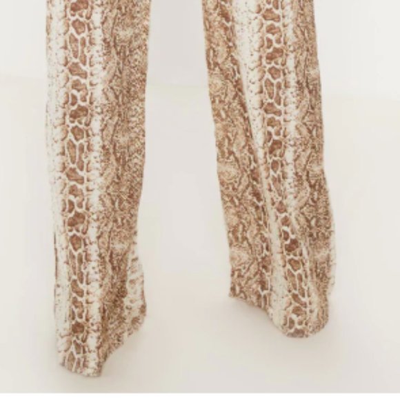 NWT - BROWN SNAKE PRINT WIDE LEG PANTS - Picture 10 of 10